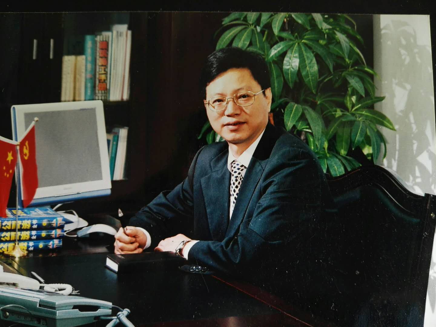 名誉会长        万顺桃